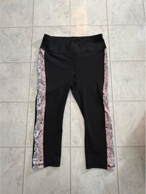 bebe Sport Women's Black Capri Leggings with Pink and White/